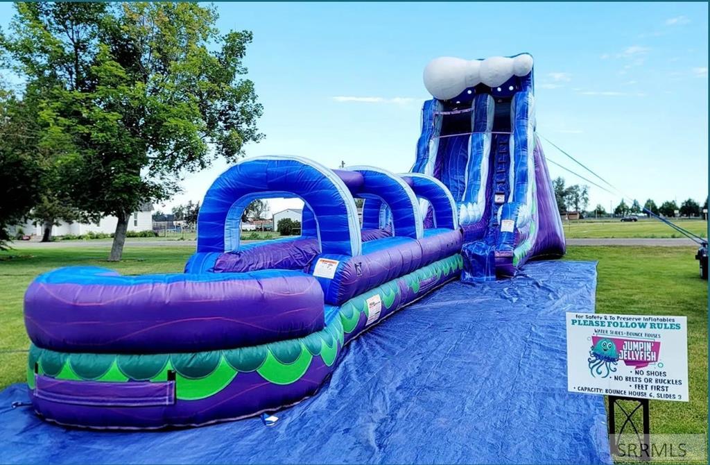 2172599 Property Photo 1