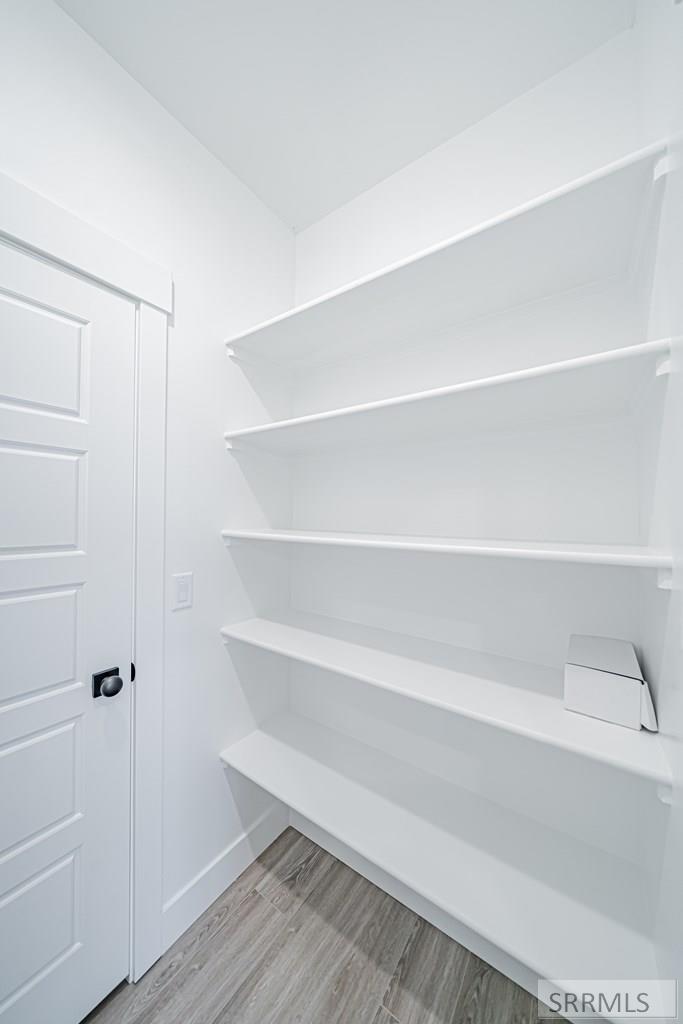 5590 Trueman St # C Property Photo 8