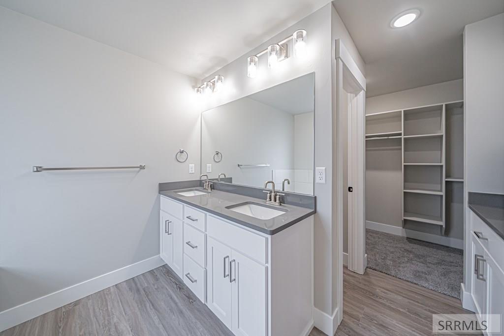 5590 Trueman St # C Property Photo 11