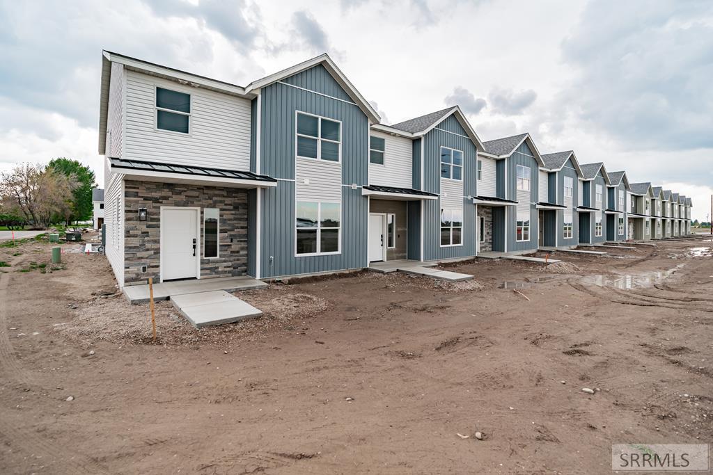 5590 Trueman St # C Property Photo 22