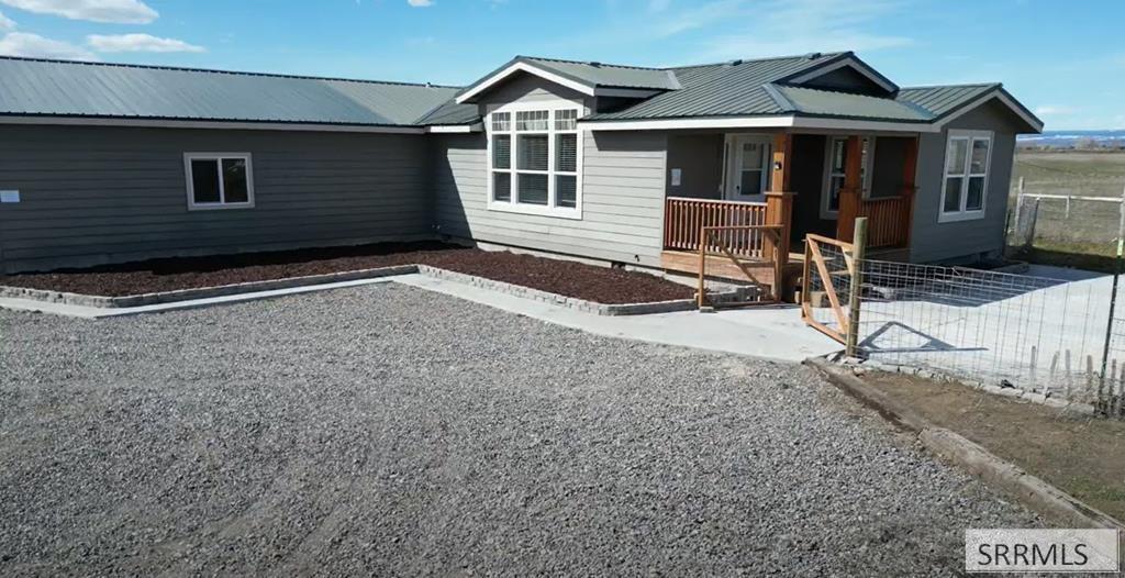 2821 E 700 N Property Photo 2