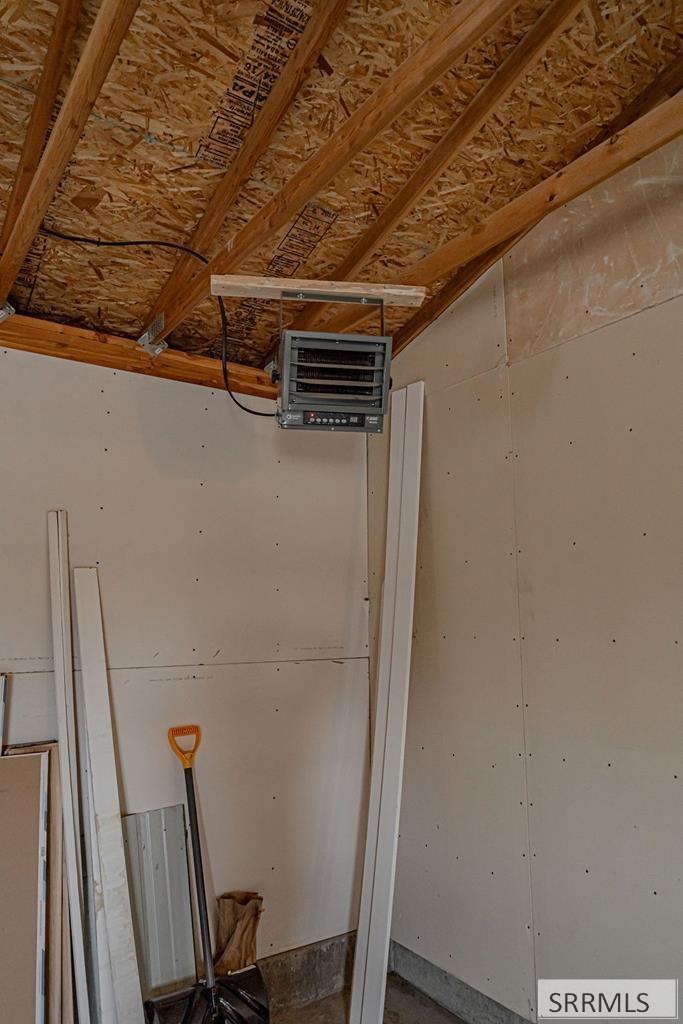2821 E 700 N Property Photo 33