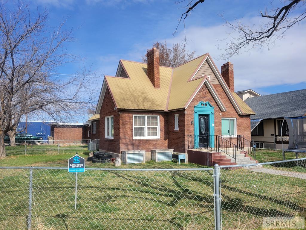 9 N Shilling Avenue Property Photo