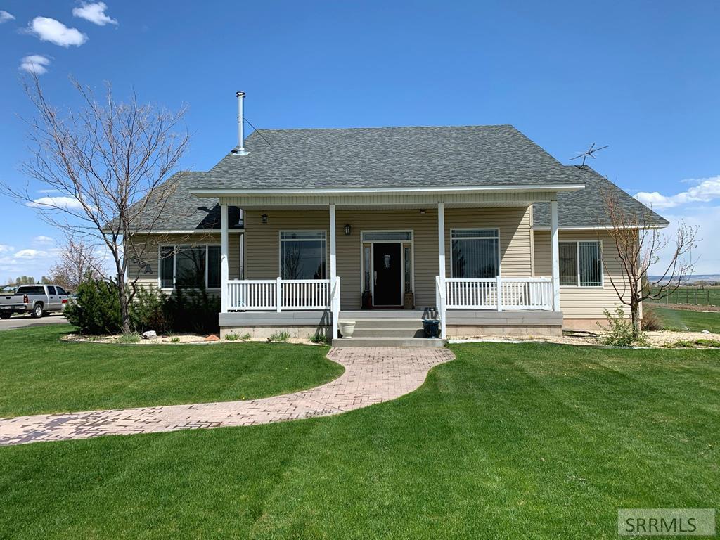 4106 E 67 N Property Photo 1