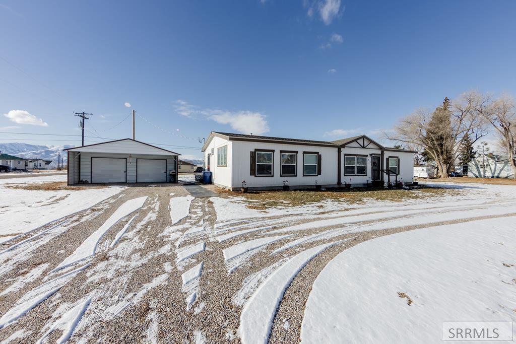 313 N Main Street Property Photo