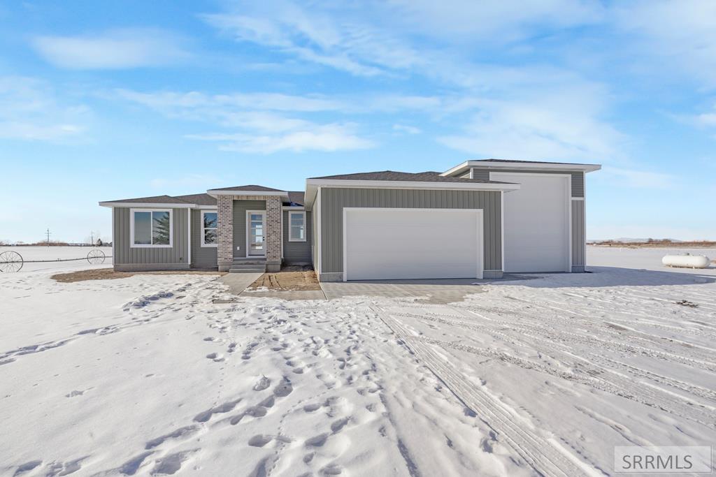 663 N 3067 E Property Photo