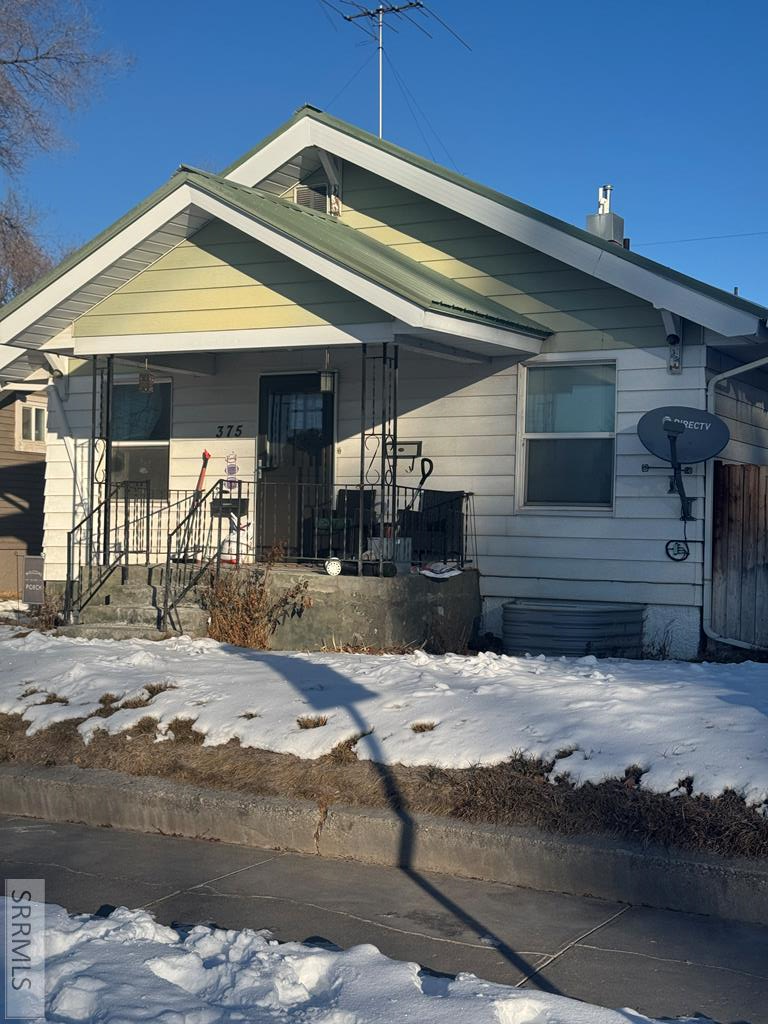 375 4th Street Property Photo
