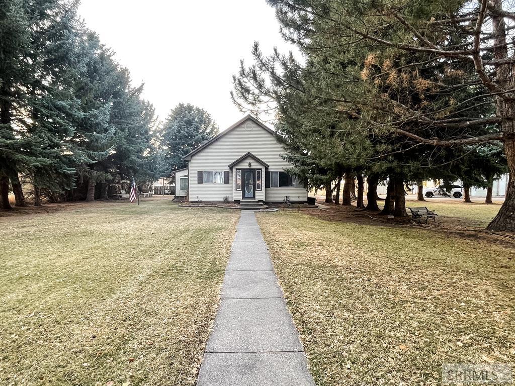 7918 S 45 W Property Photo