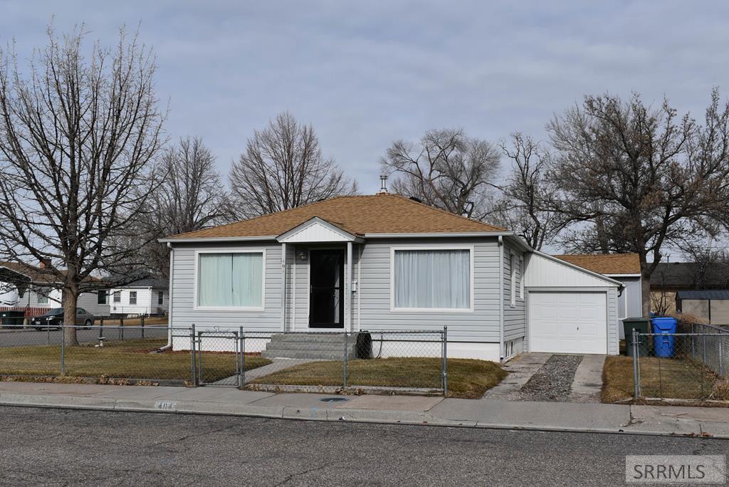 404 E Pine Street Property Photo