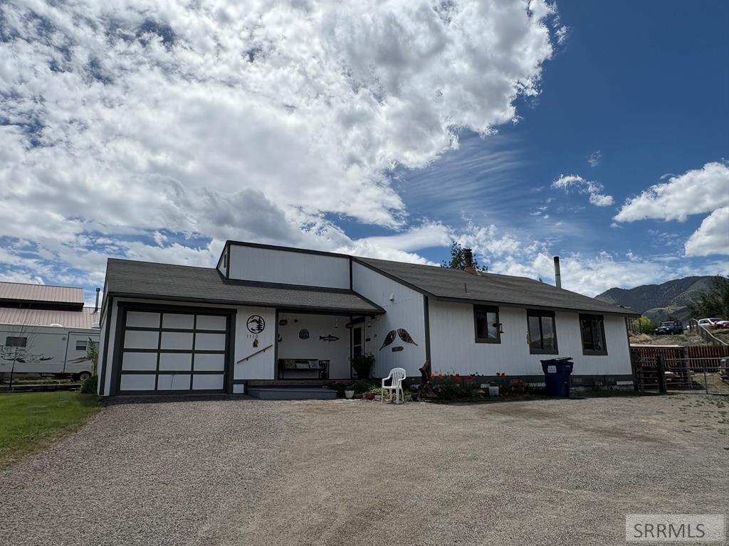 1110 S 10th Street Property Photo 1