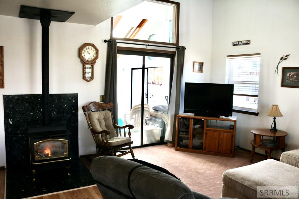 1110 S 10th Street Property Photo 12