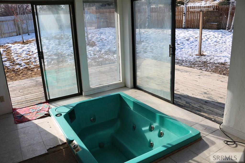 1110 S 10th Street Property Photo 13