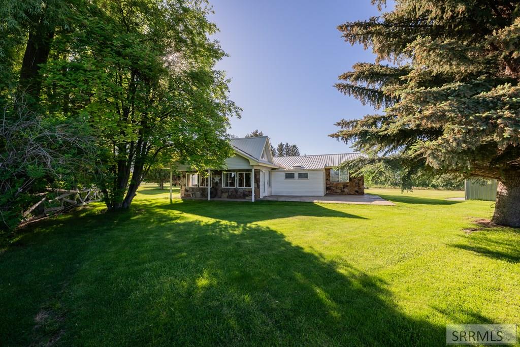 695 N 550 E Property Photo 37