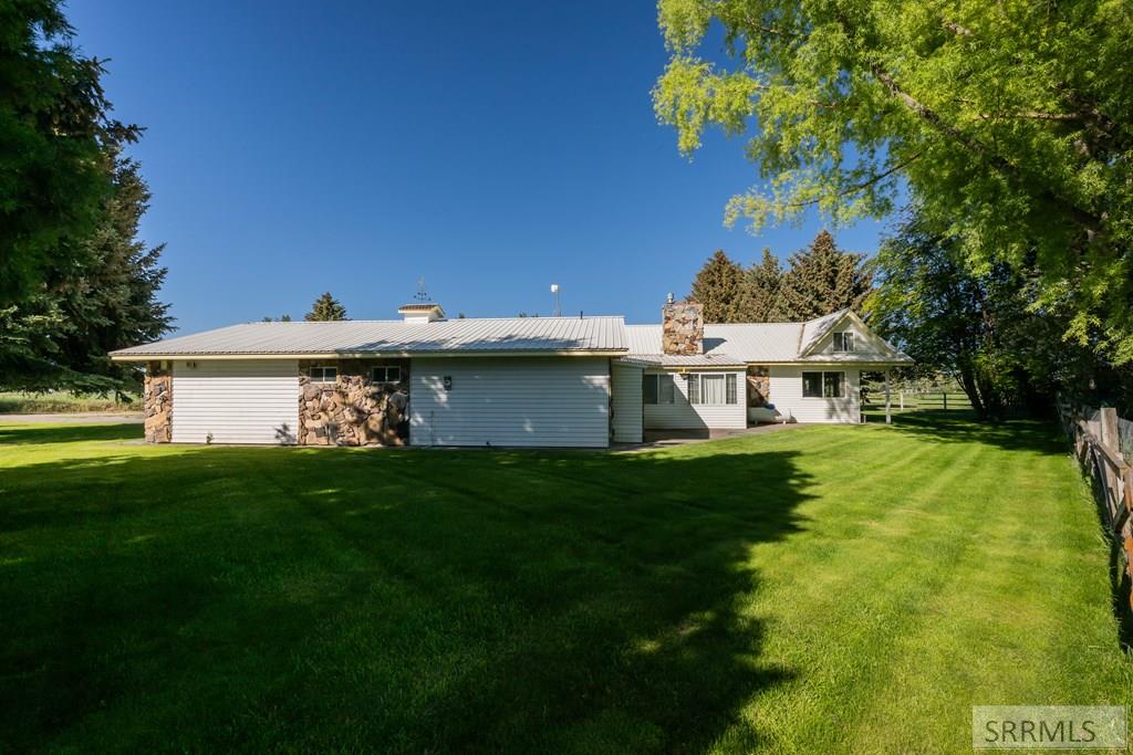 695 N 550 E Property Photo 48