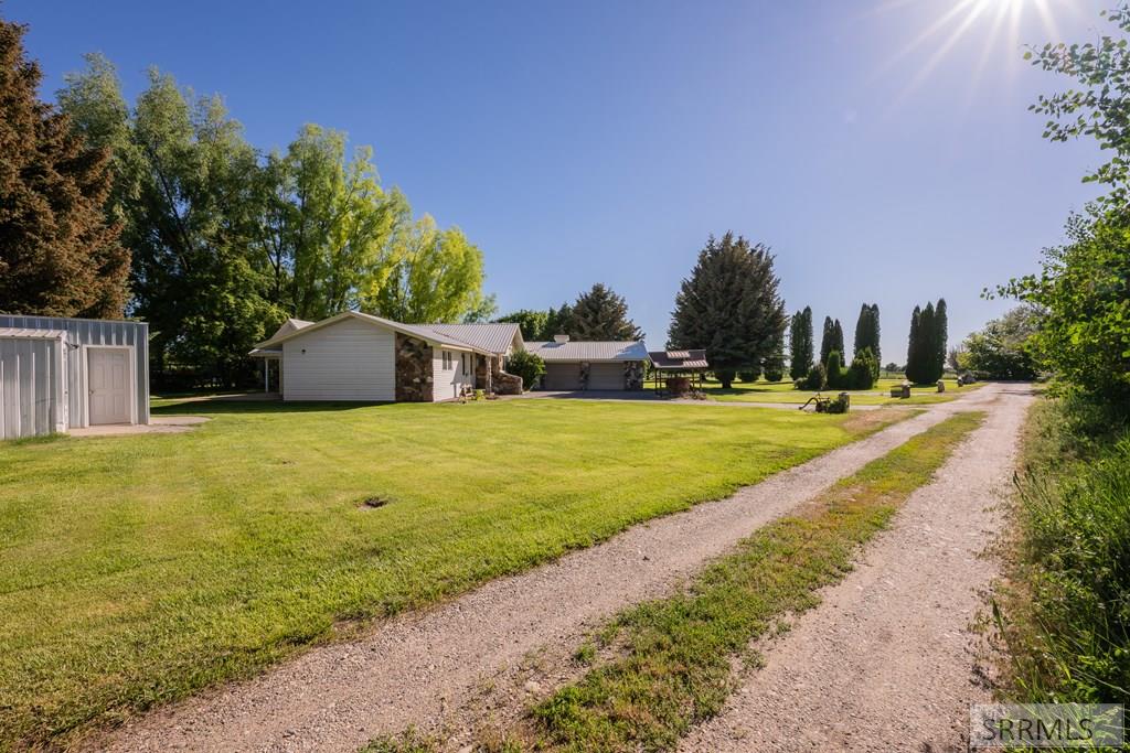 695 N 550 E Property Photo 49