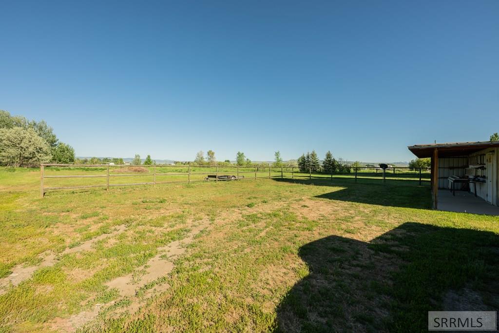 695 N 550 E Property Photo 53