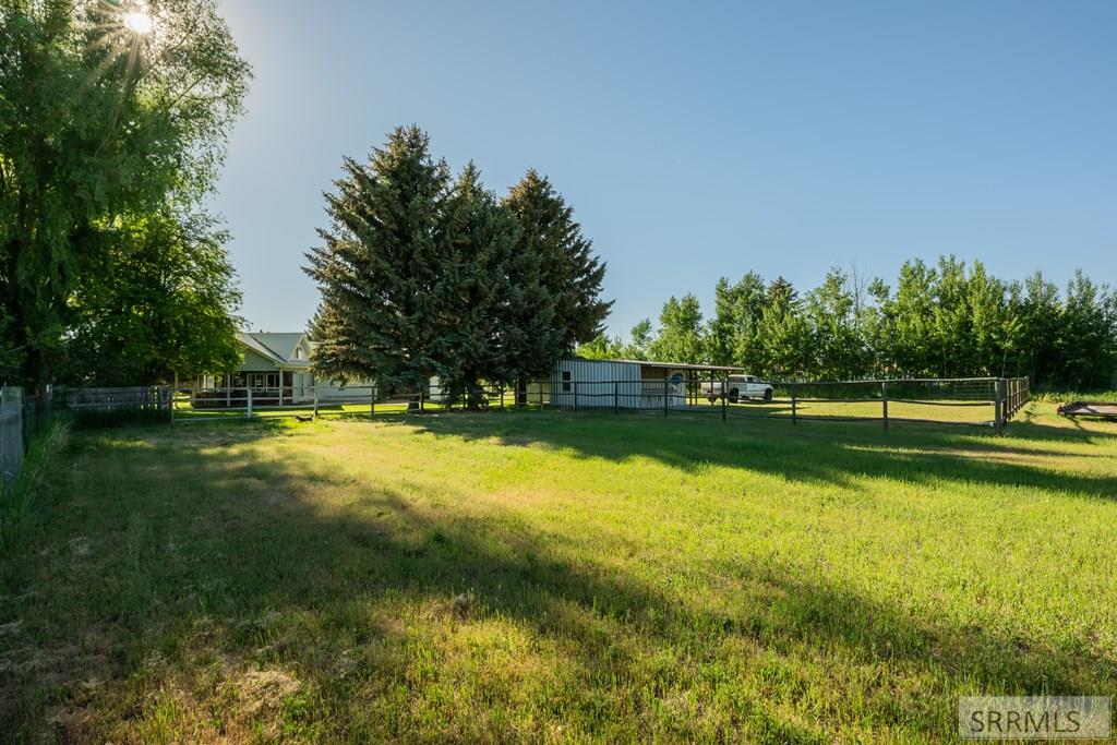 695 N 550 E Property Photo 55