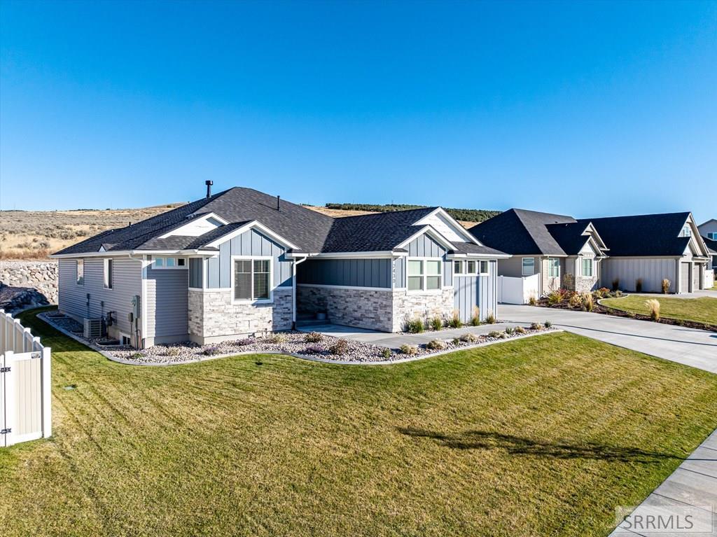 2430 Greenfield Drive Property Photo