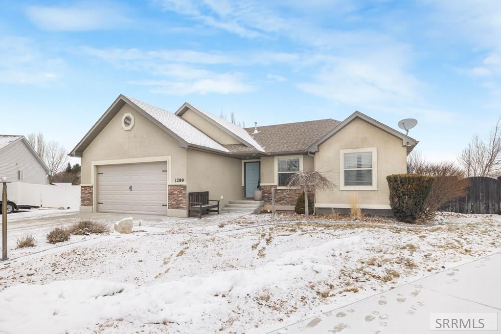 1299 Blueberry Trail Property Photo 1