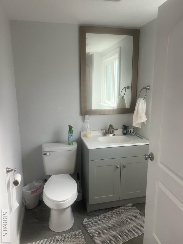 653 S 4th Avenue Property Photo 3