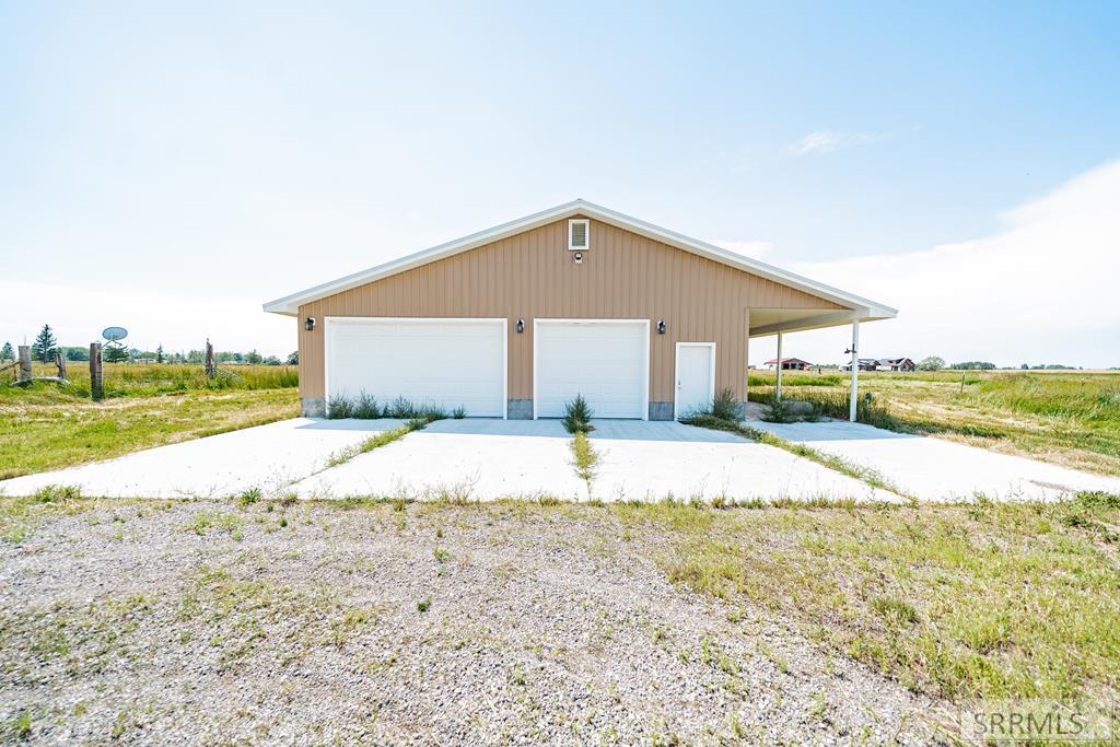 645 S 5500 W Property Photo