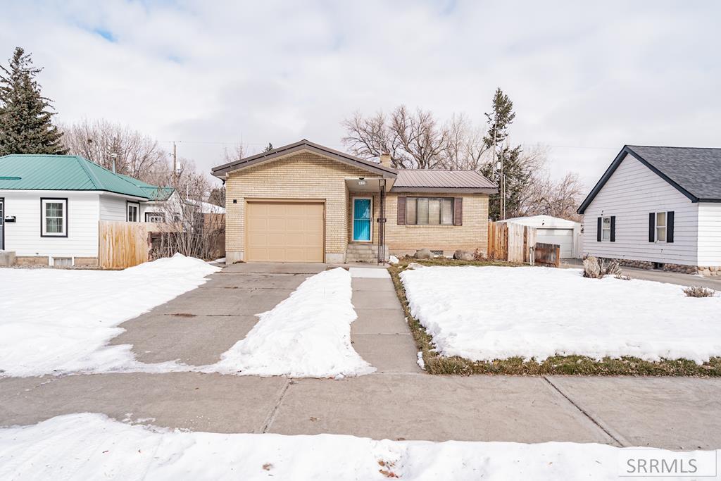 455 6th Street Property Photo