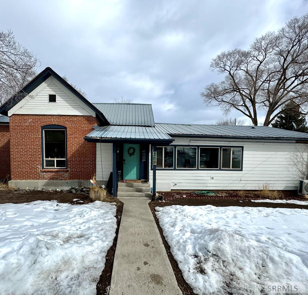 207 Fairmont Street Property Photo