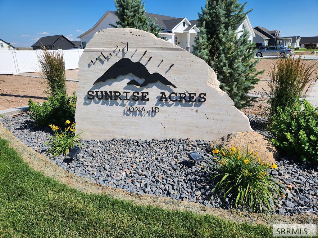 4629 Sunset Drive Property Photo
