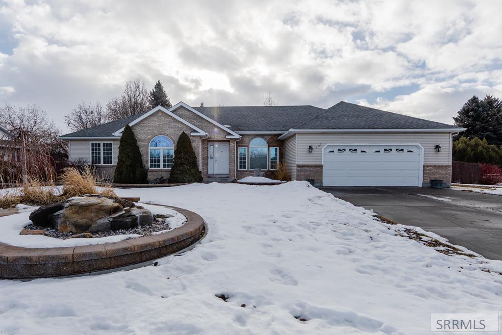 405 Delbert Drive Property Photo