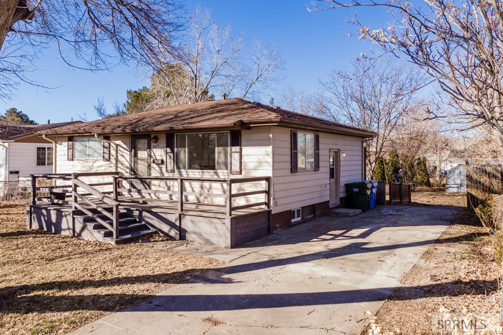 845 Washington Avenue Property Photo
