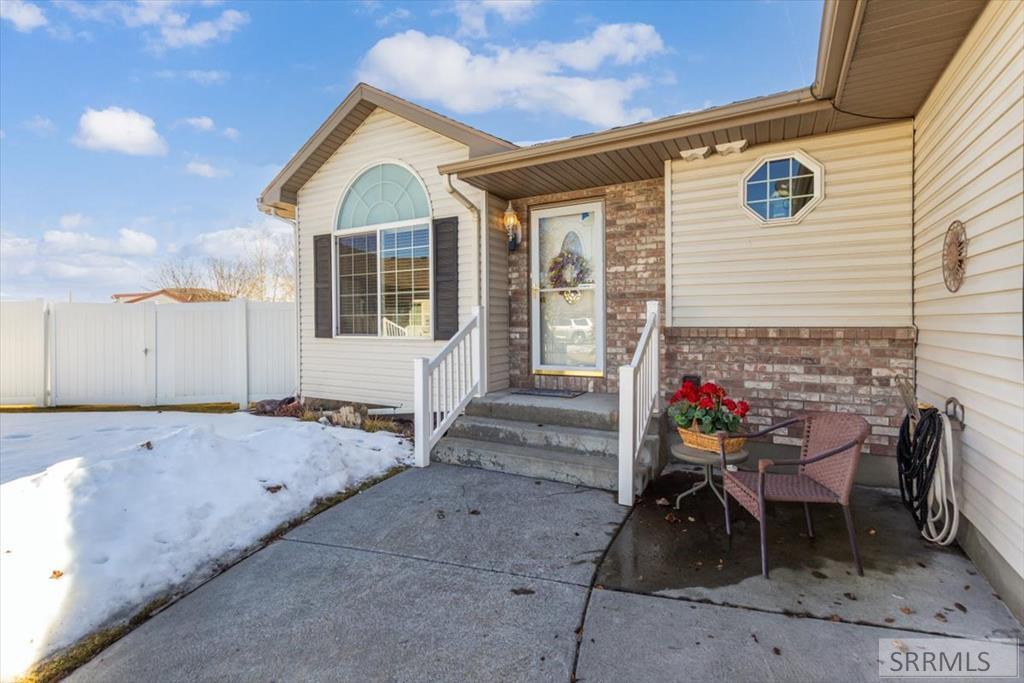 3830 Summer Ridge Circle Property Photo
