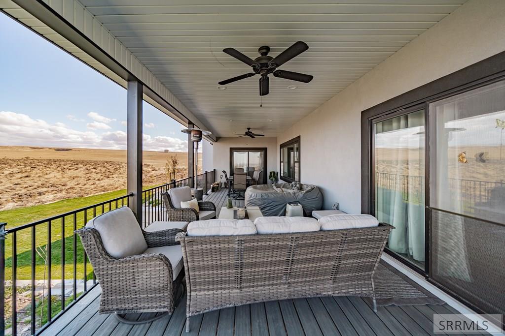 10423 Henry Creek Road Property Photo 15