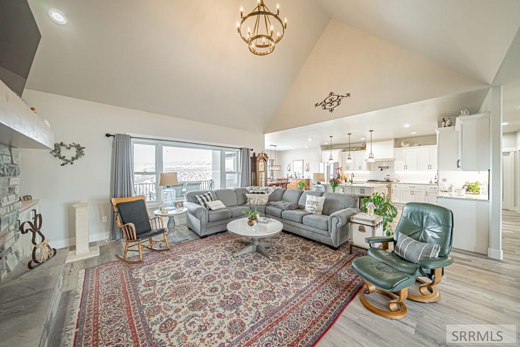 10423 Henry Creek Road Property Photo 31