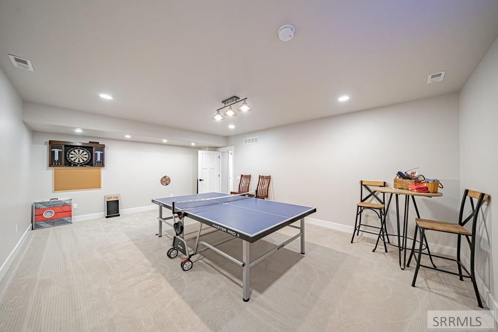 10423 Henry Creek Road Property Photo 64