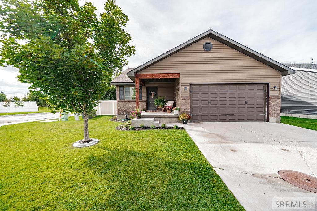 998 E Jaylee Drive Property Photo