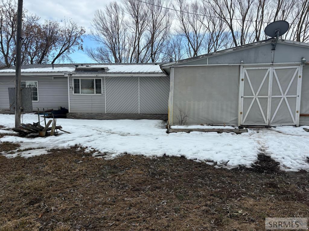 698 N 2700 E Property Photo