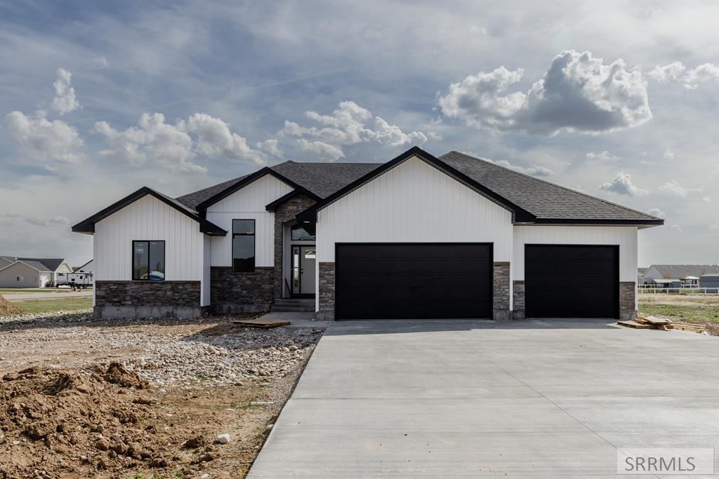 4158 E 82 N Property Photo