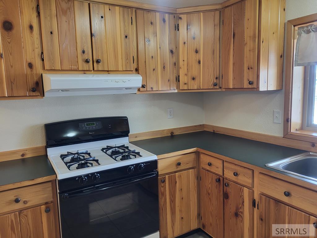 413 Water Street Property Photo 2