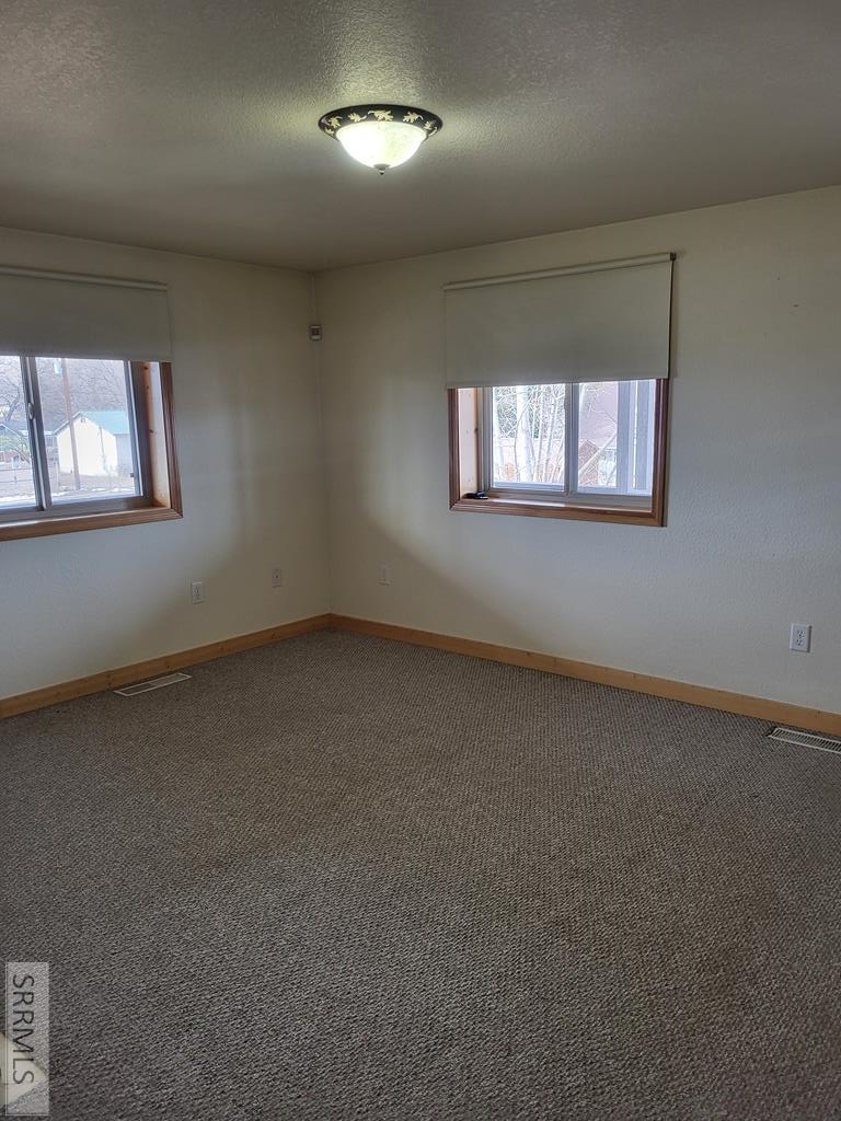 413 Water Street Property Photo 4