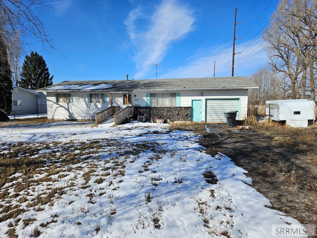 687 N 3 W Property Photo