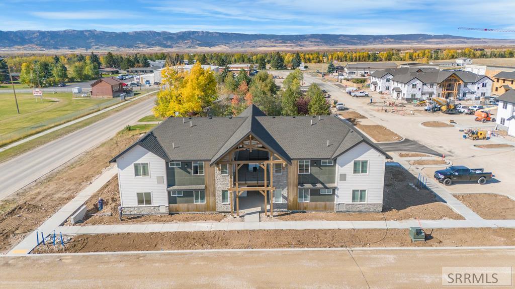 201 E Ross Avenue # B202 Property Photo
