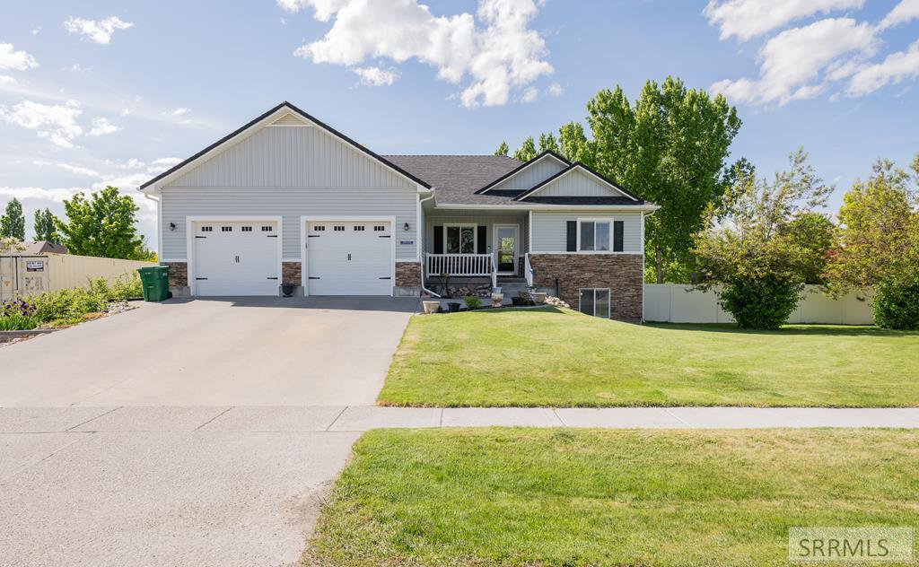 3935 John Adams Parkway Property Photo