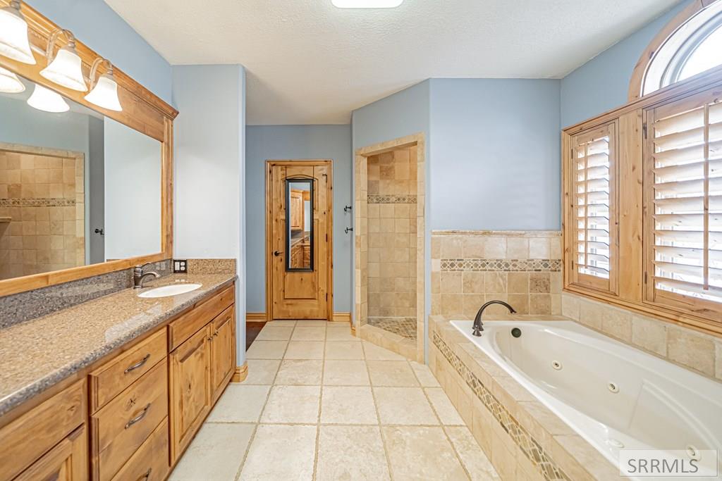 4700 Pevero Drive Property Photo 52