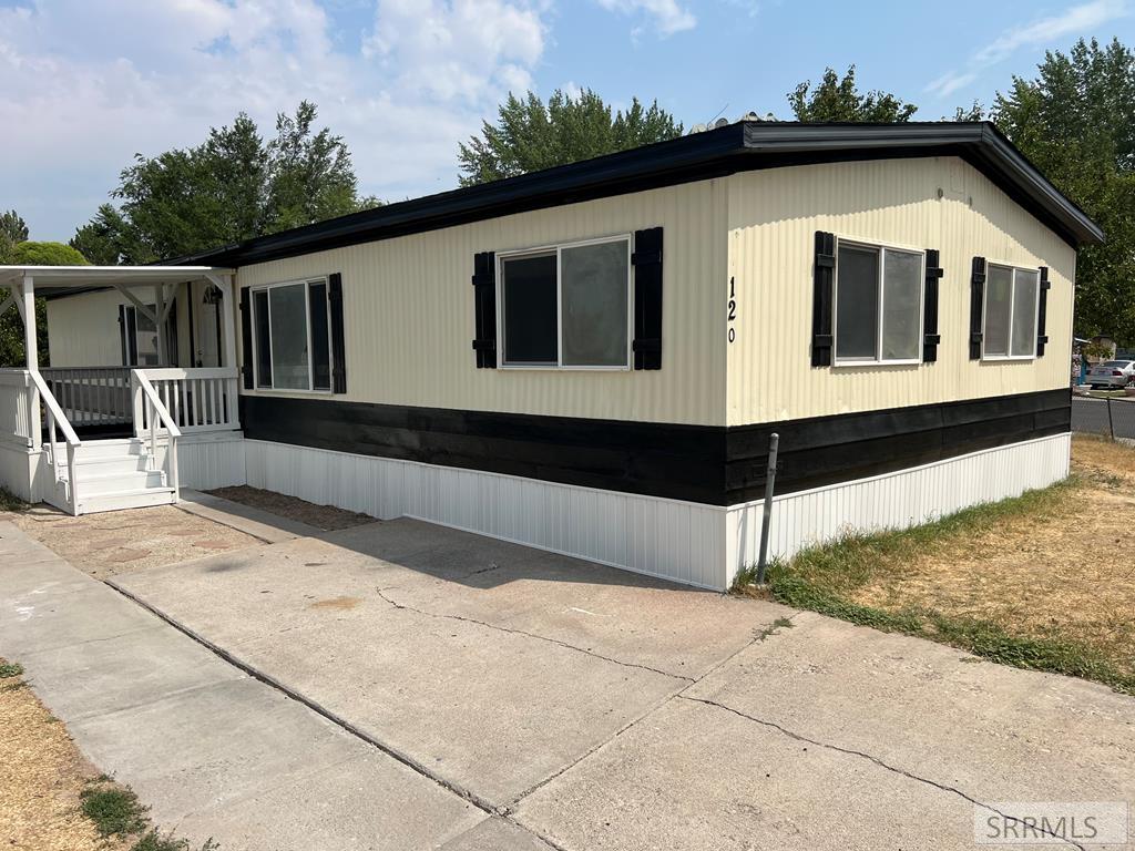 1900 W Quinn Road Property Photo