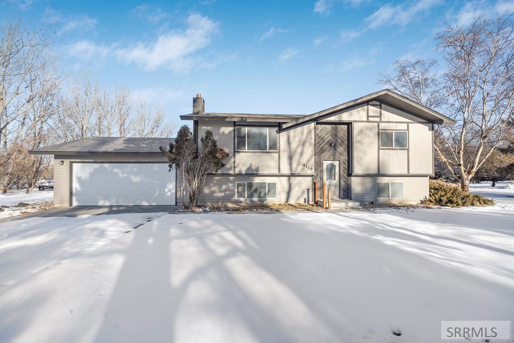 4119 132 N Property Photo