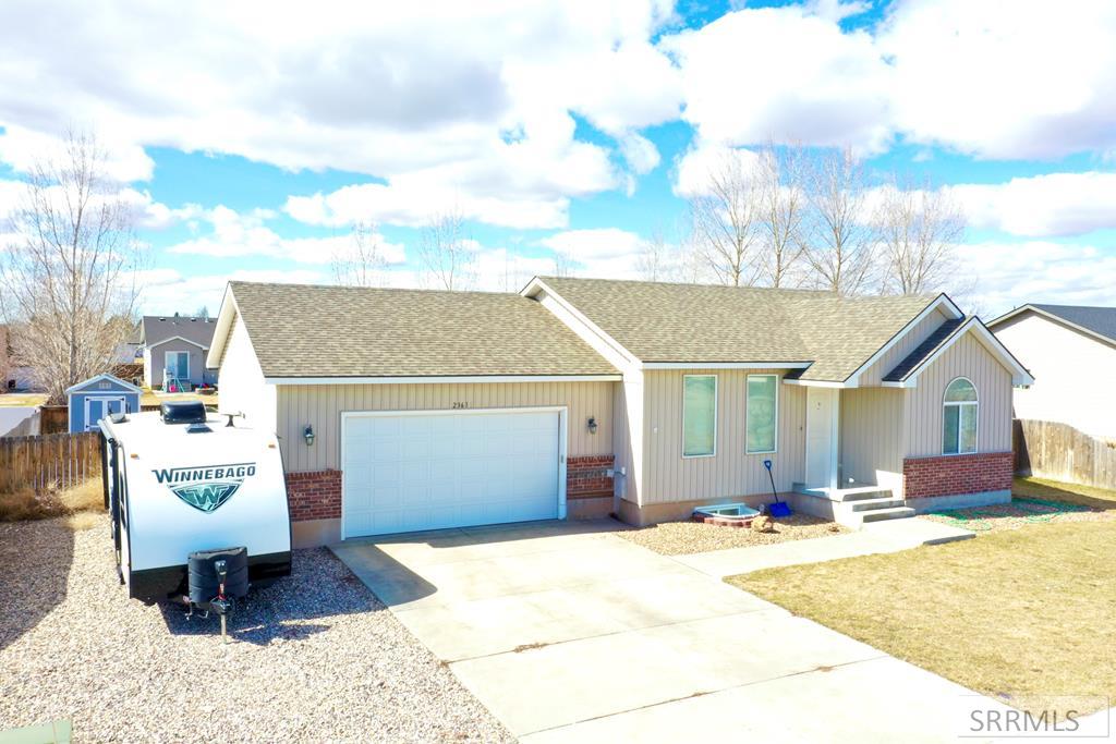 2361 Gladys Drive Property Photo