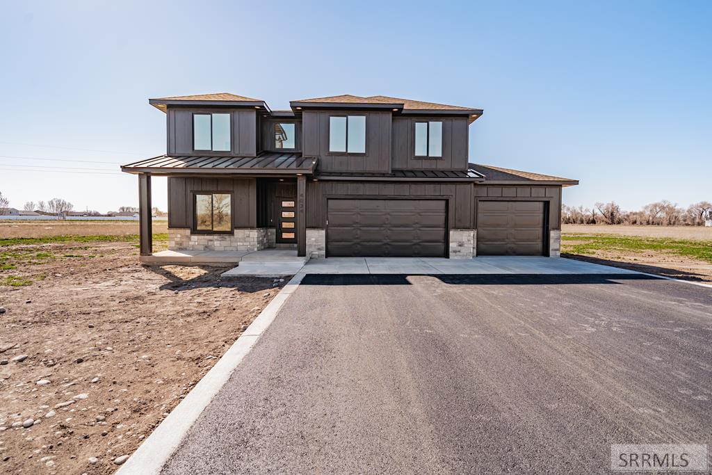 4034 E 537 N Property Photo
