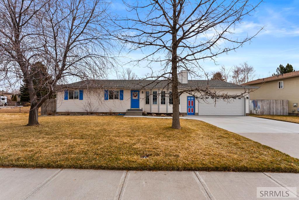 705 S Tennis Court Drive Property Photo