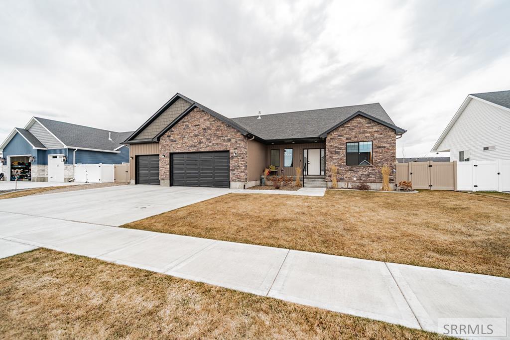 374 Saddle Rock Lane Property Photo