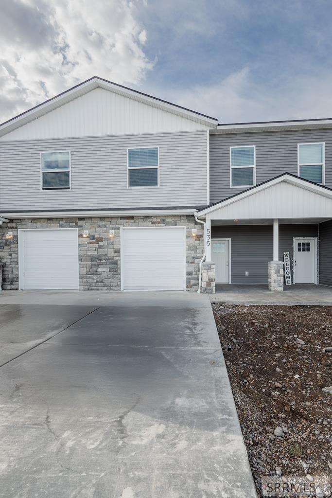 535 Tap Root Drive Property Photo